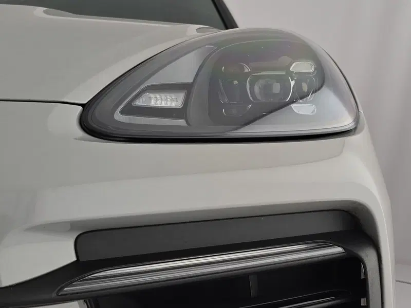 Porsche Cayenne usata a Cuneo (6)