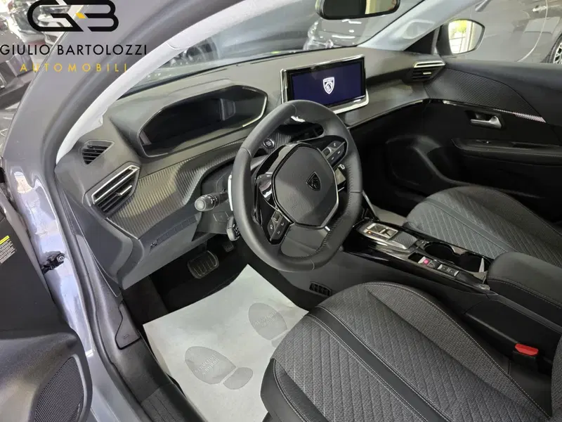 Peugeot 208 usata a Prato (9)