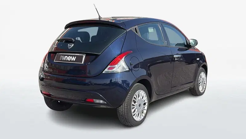 Lancia Ypsilon usata a Treviso (2)