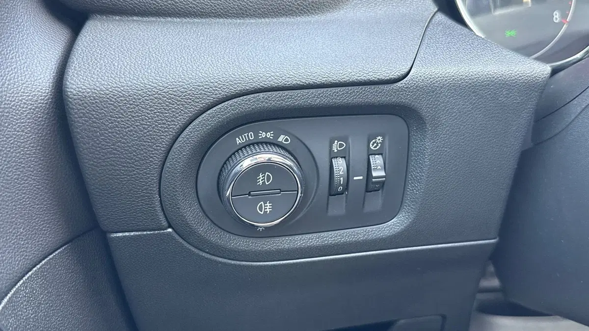 Opel Grandland X usata a Treviso (15)