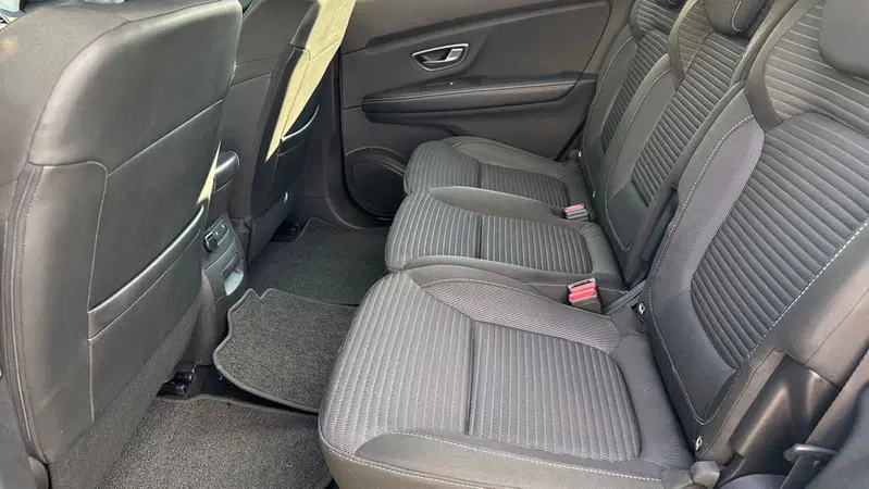 Renault Grand Scénic usata a Treviso (8)