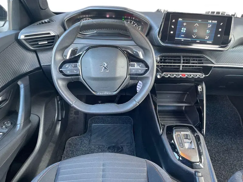 Peugeot 2008 usata a Salerno (11)