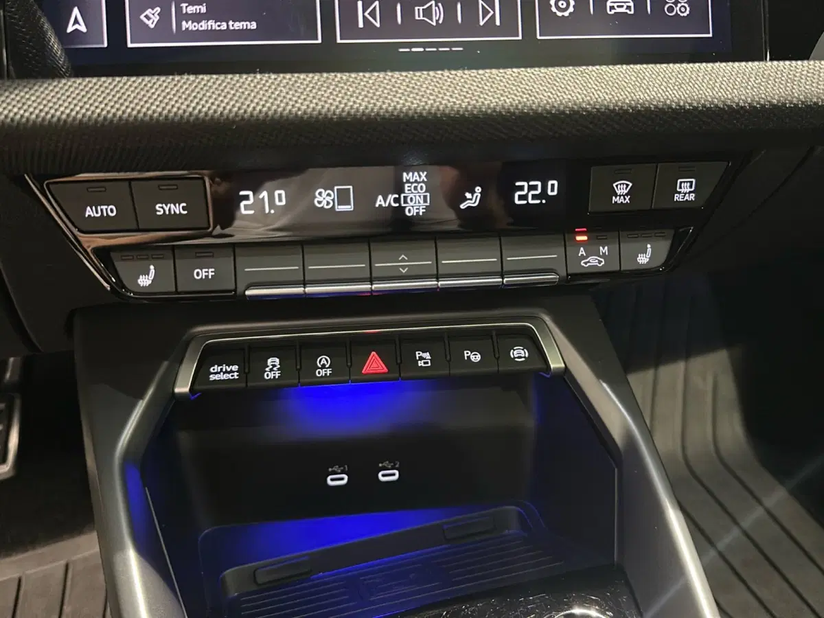Audi S3 Sportback usata a Napoli (10)