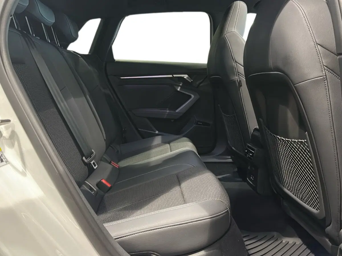 Audi S3 Sportback usata a Napoli (7)