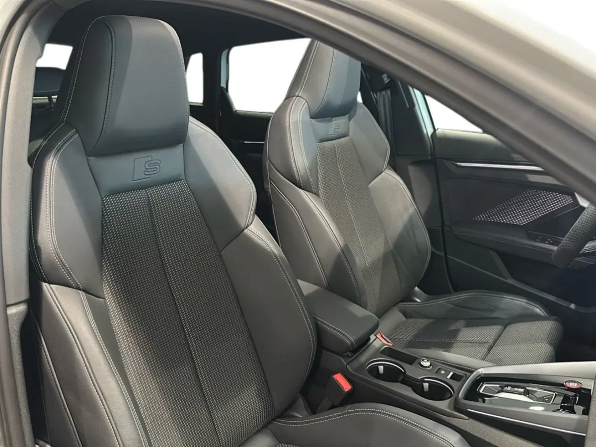 Audi S3 Sportback usata a Napoli (8)