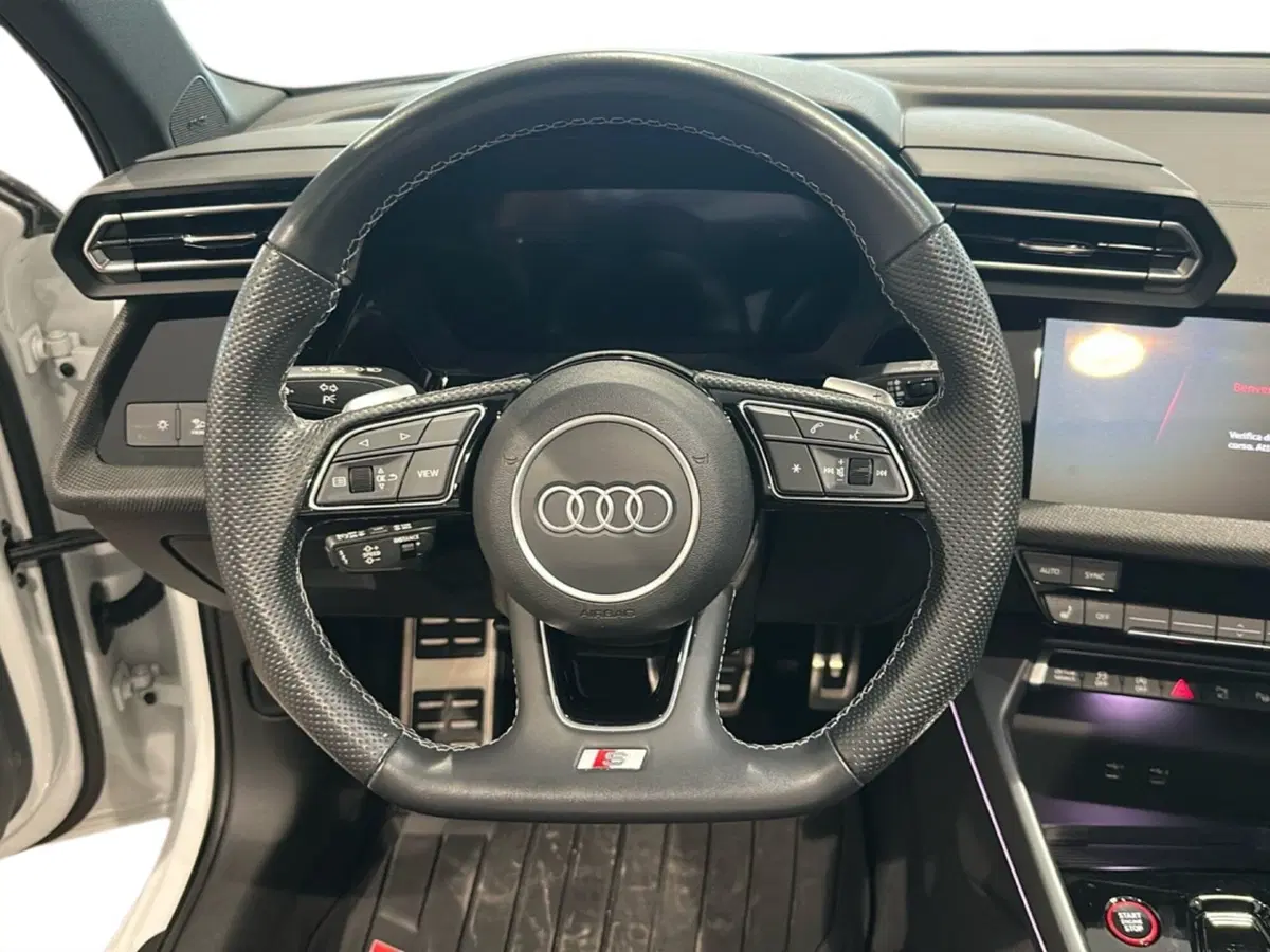 Audi S3 Sportback usata a Napoli (9)