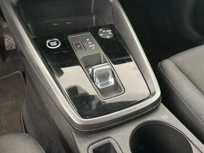 Audi A3 Sportback usata a Napoli (15)
