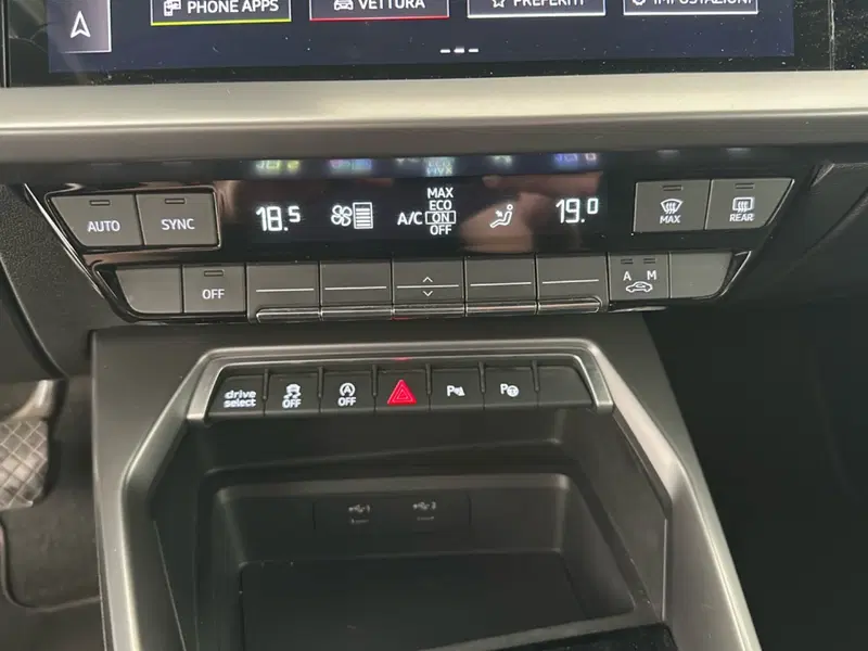 Audi A3 Sportback usata a Napoli (16)