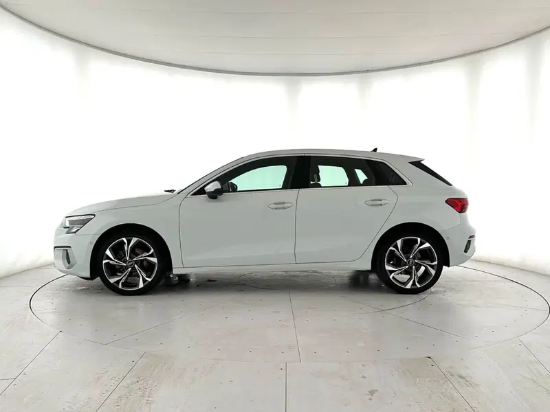 Audi A3 Sportback usata a Napoli (4)