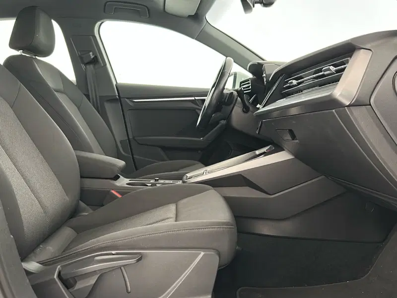 Audi A3 Sportback usata a Napoli (7)