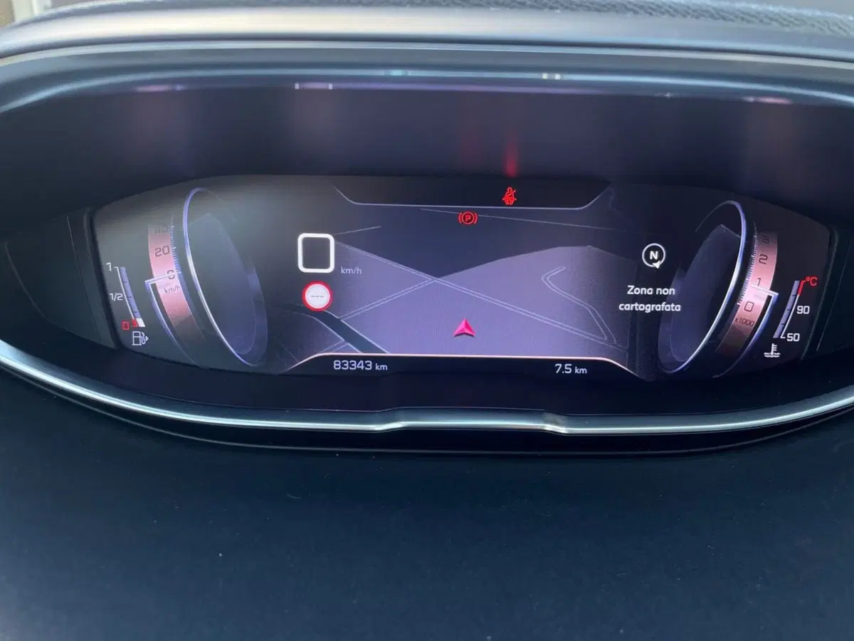 Peugeot 3008 usata a Salerno (12)