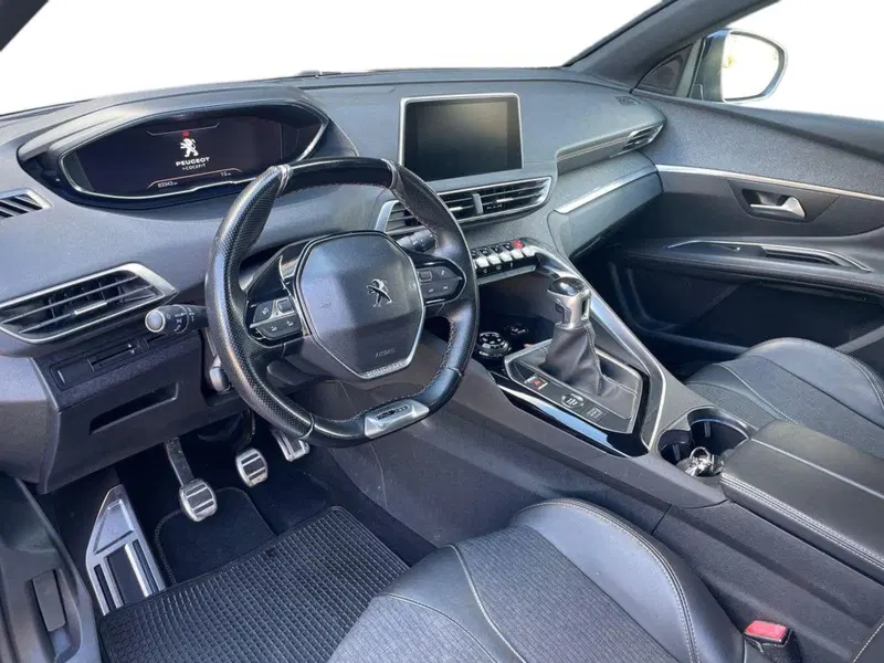 Peugeot 3008 usata a Salerno (9)