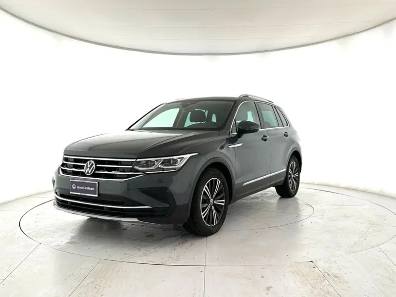 Volkswagen Tiguan usata a Napoli