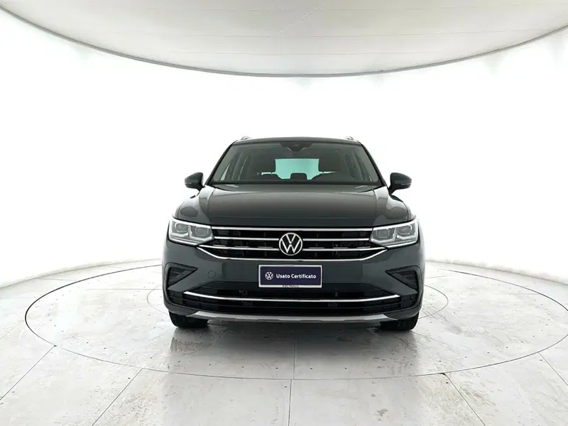 Volkswagen Tiguan usata a Napoli (2)