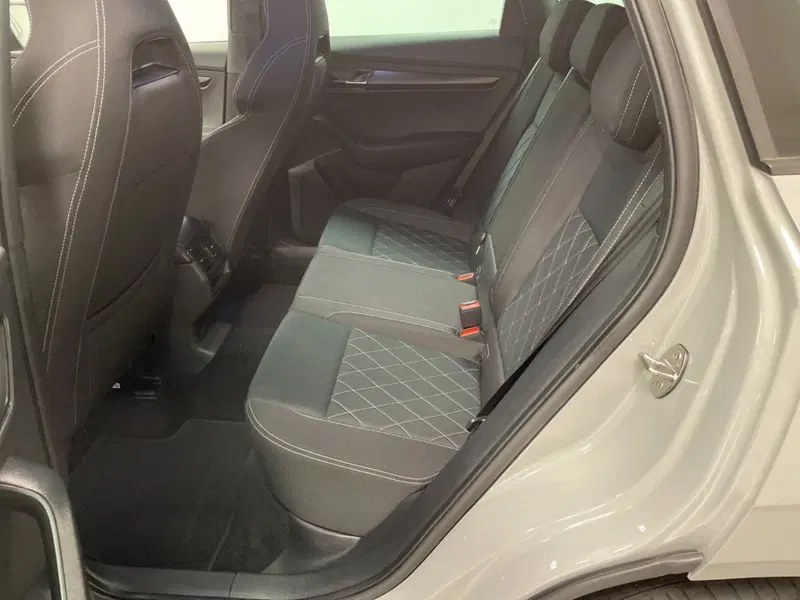 Skoda Karoq usata a Varese (13)