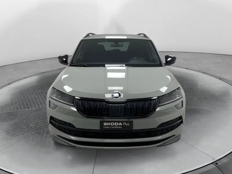 Skoda Karoq usata a Varese (2)