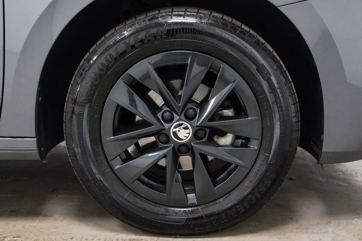 Skoda Fabia usata a Varese (7)