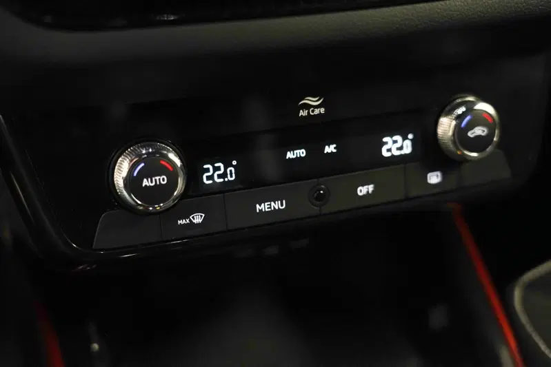 Skoda Fabia usata a Varese (19)