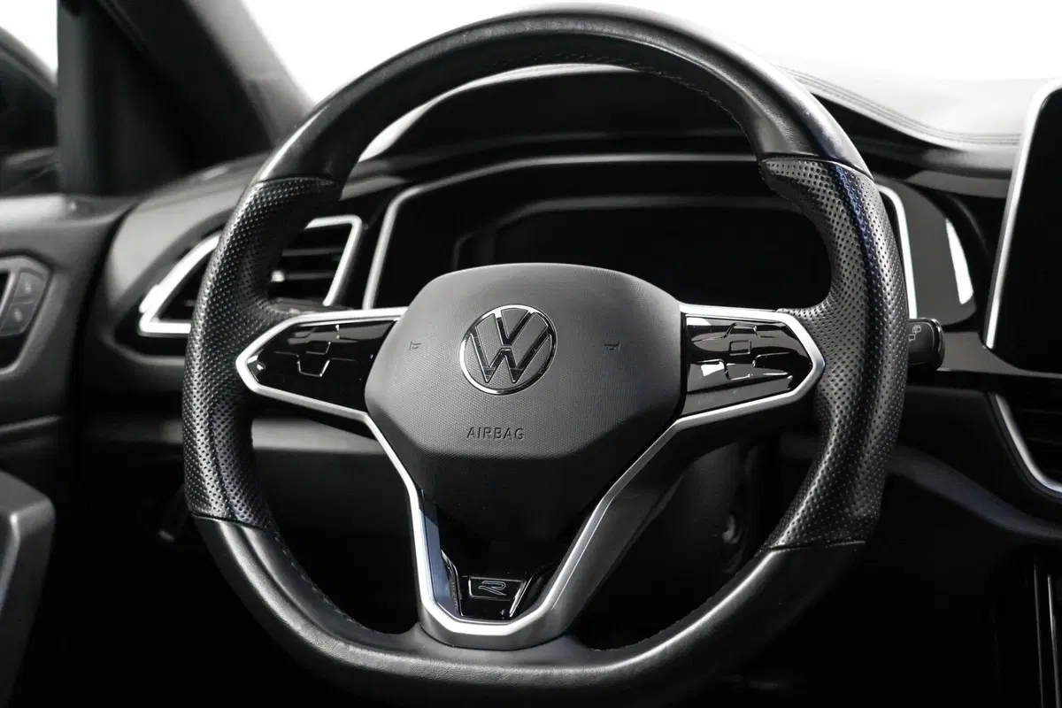 Volkswagen T-Roc usata a Varese (12)