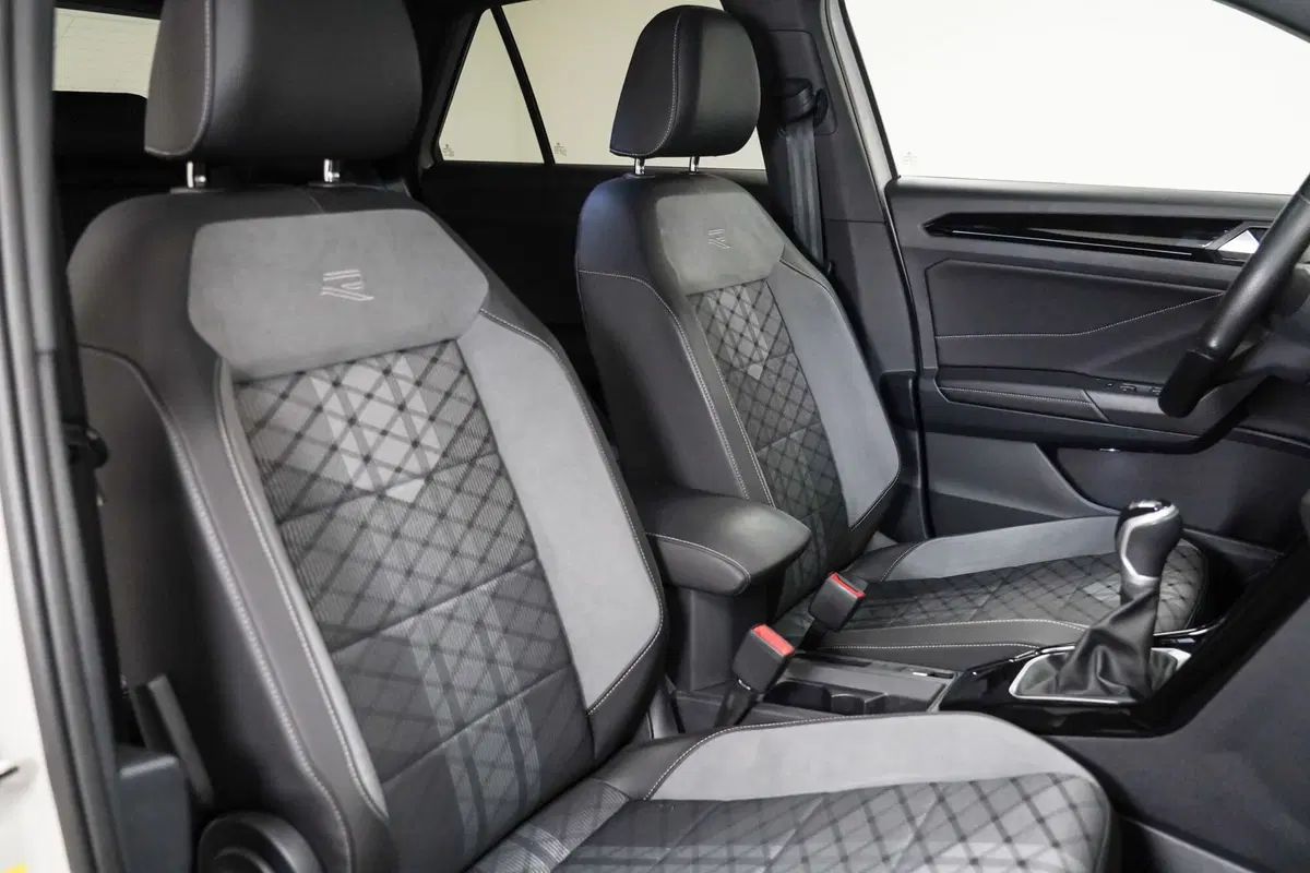Volkswagen T-Roc usata a Varese (13)