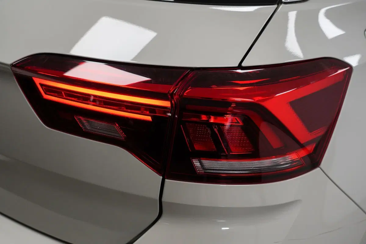 Volkswagen T-Roc usata a Varese (9)