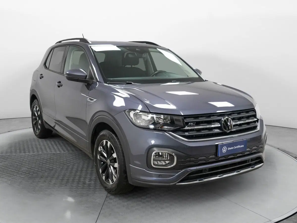 Volkswagen T-Cross usata a Varese (4)