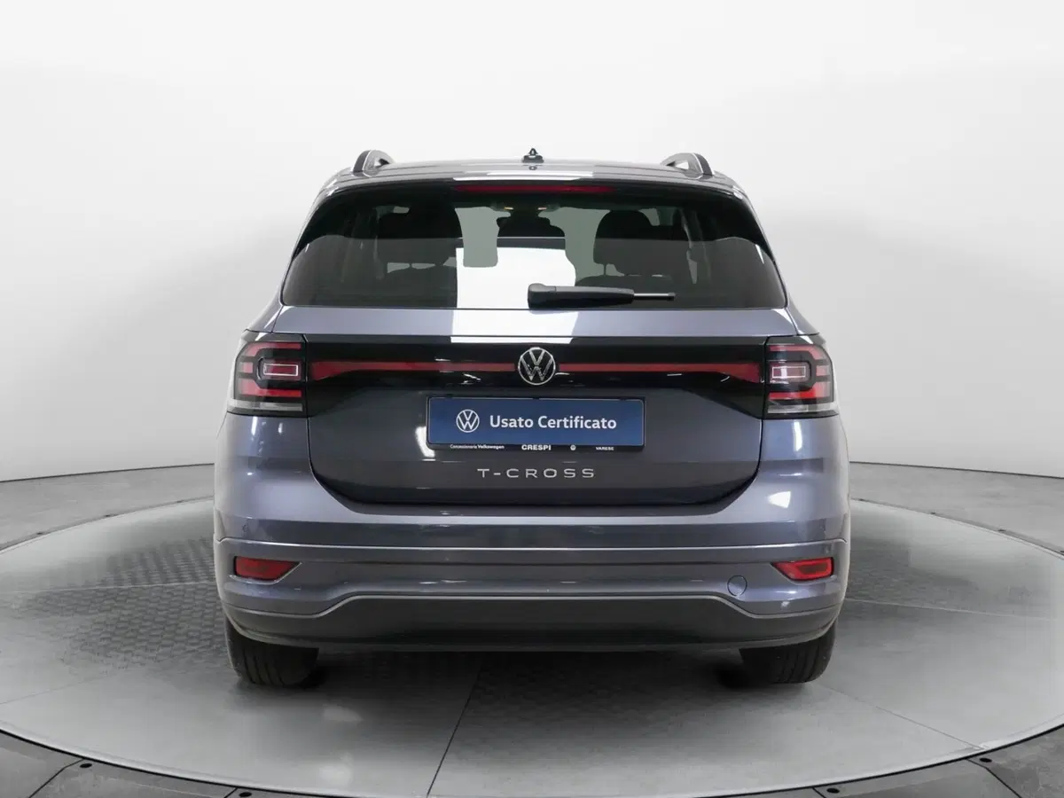 Volkswagen T-Cross usata a Varese (6)