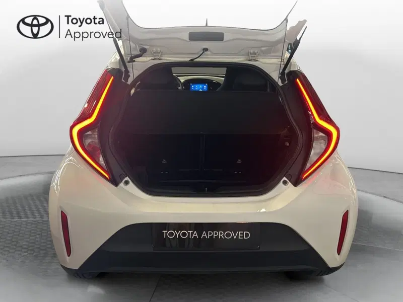Toyota Aygo X usata a Bergamo (12)
