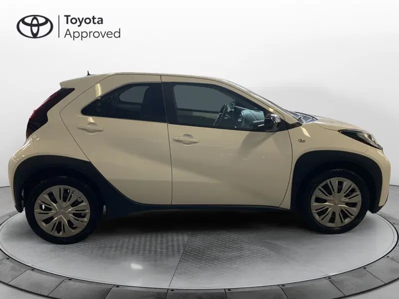 Toyota Aygo X usata a Bergamo (13)