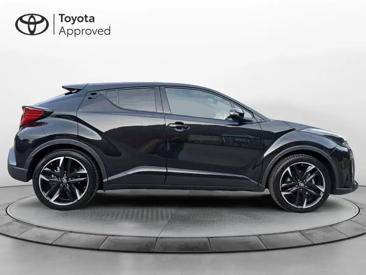 Toyota Toyota C-HR usata a Bergamo (13)
