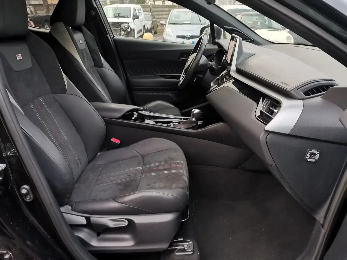 Toyota Toyota C-HR usata a Bergamo (6)