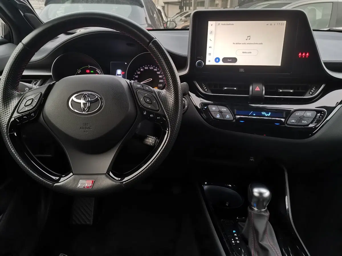 Toyota Toyota C-HR usata a Bergamo (9)