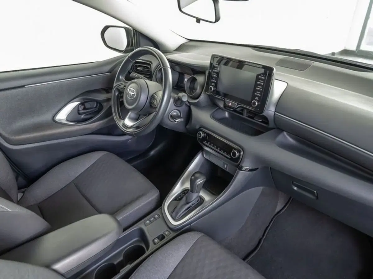 Toyota Yaris usata a Bergamo (2)