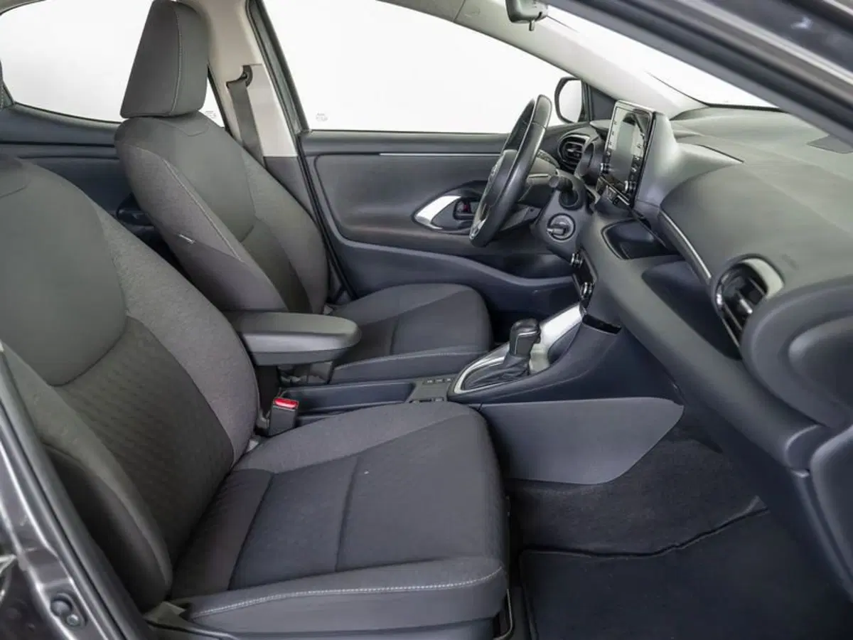 Toyota Yaris usata a Bergamo (3)