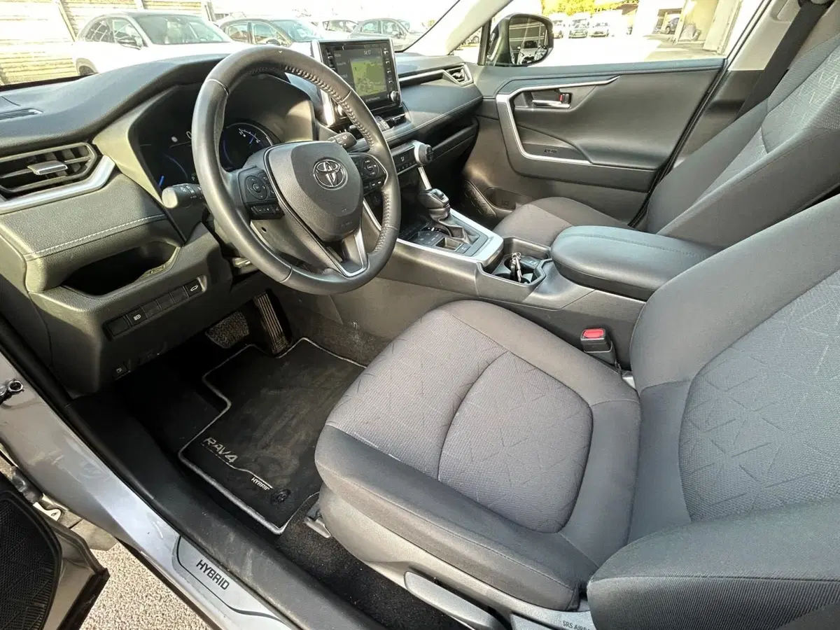 Toyota Rav4 usata a Bergamo (17)