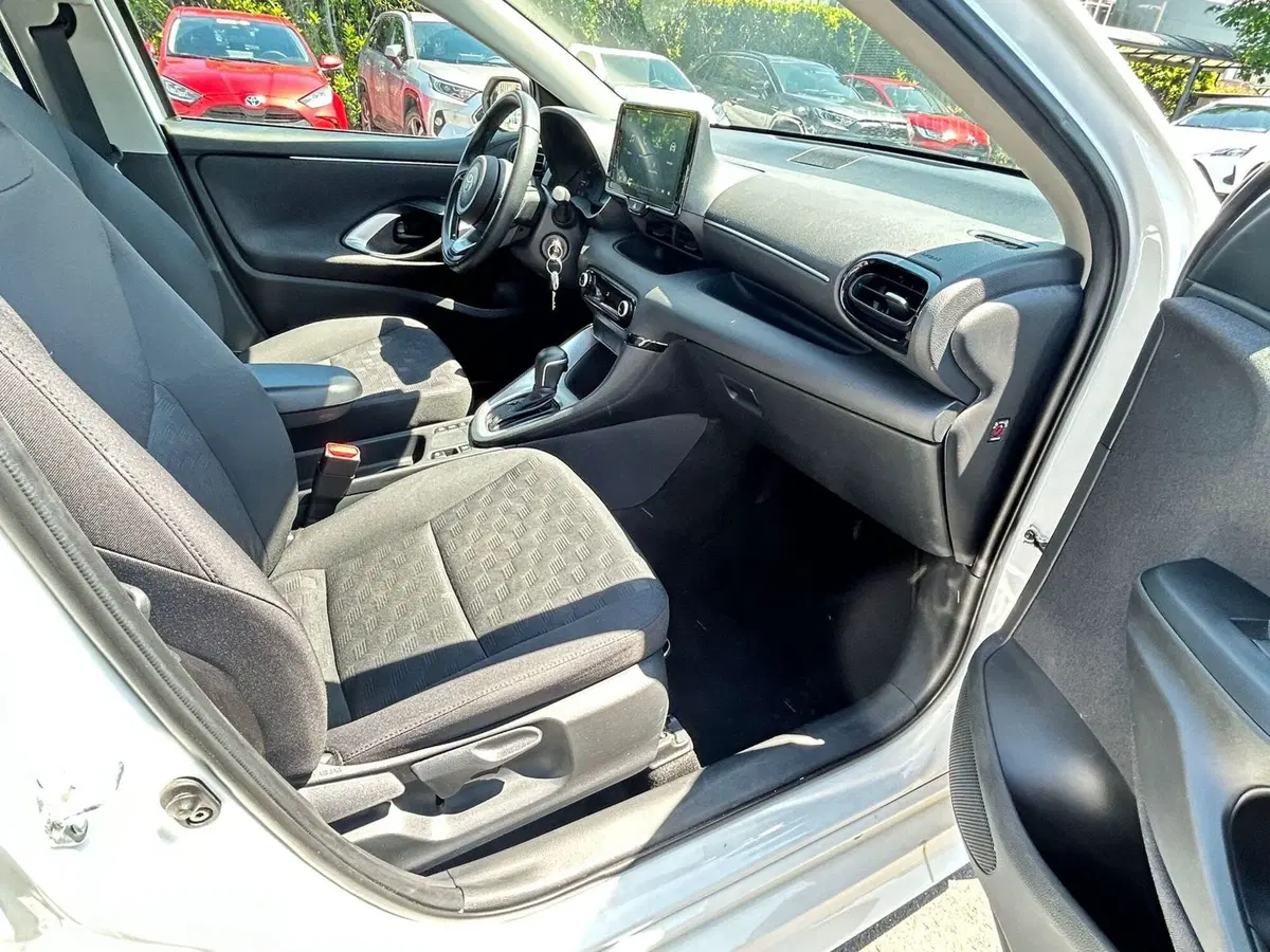 Toyota Yaris usata a Bergamo (15)