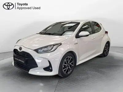 Toyota Yaris 1.5 Hybrid 5 porte Trend del 2023 usata a Curno