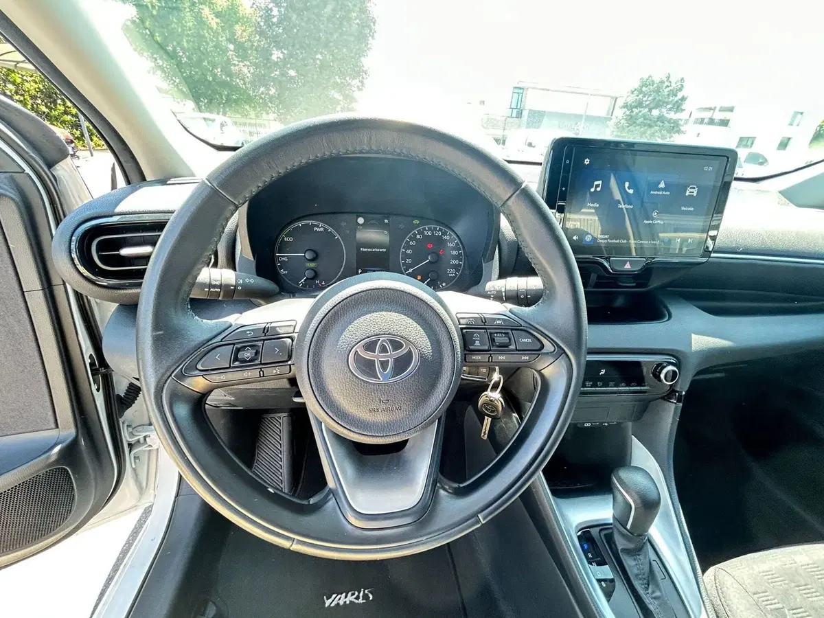 Toyota Yaris usata a Bergamo (11)