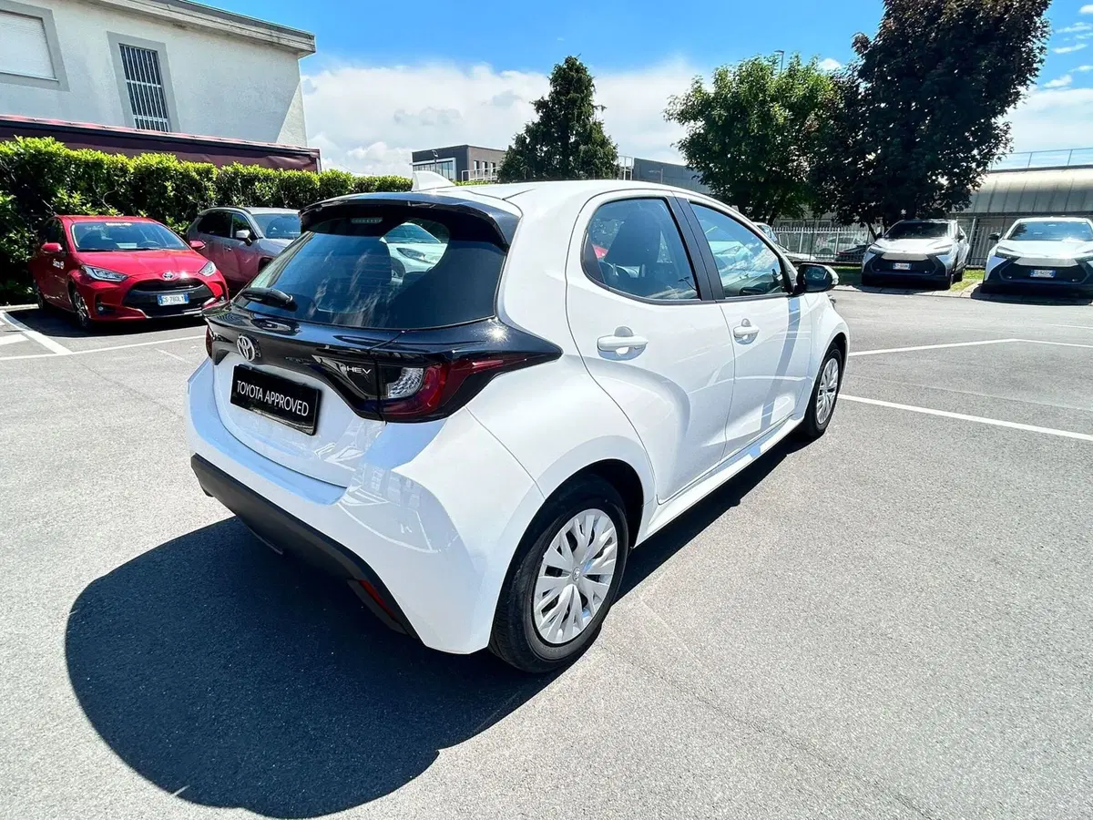 Toyota Yaris usata a Bergamo (5)