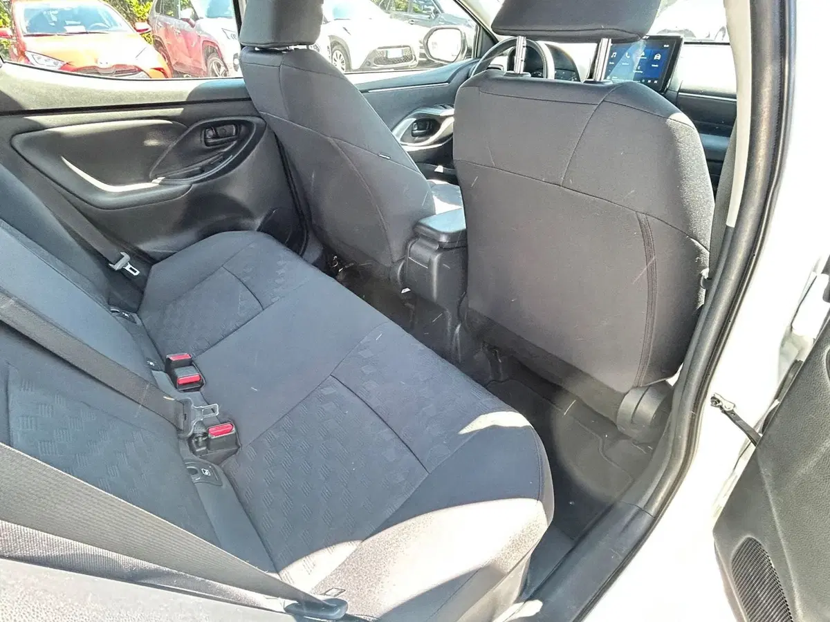 Toyota Yaris usata a Bergamo (8)
