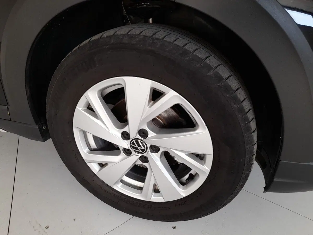 Volkswagen Taigo usata a Bologna (7)