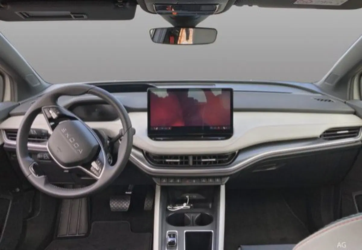 Skoda Elroq nuova a Avellino (12)