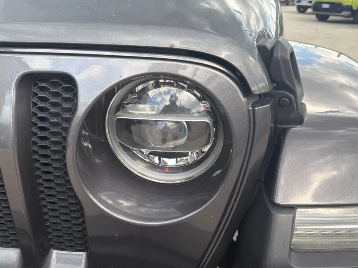 Jeep Wrangler Unlimited usata a Frosinone (9)