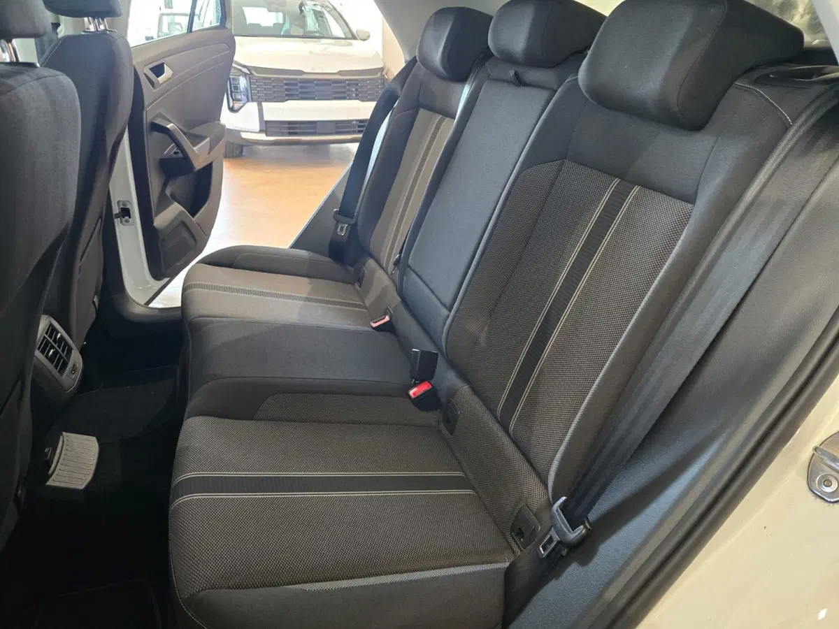 Volkswagen T-Roc usata a Rimini (15)