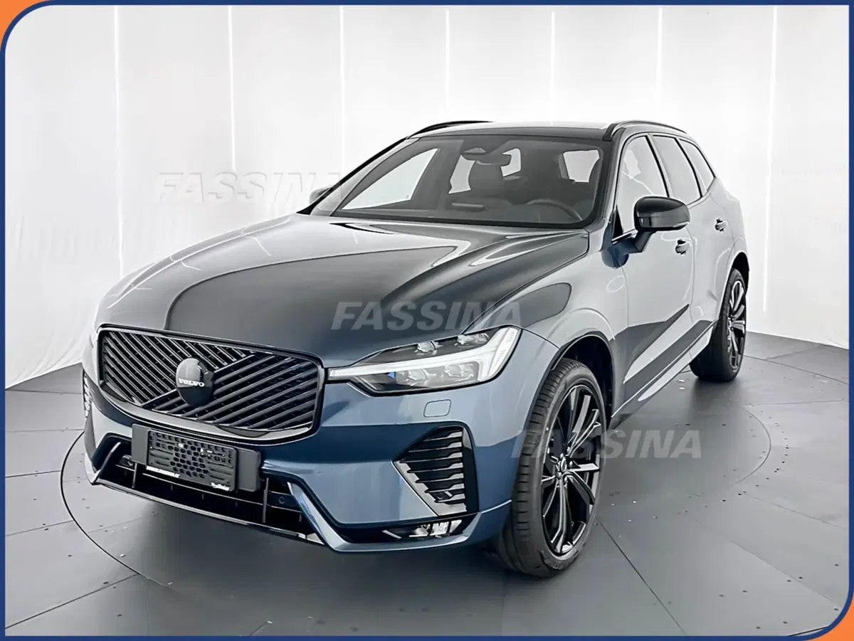 Volvo XC60 nuova a Milano (3)