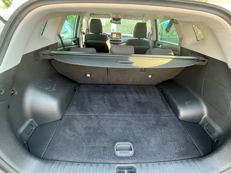 Hyundai Tucson usata a Massa-Carrara (13)
