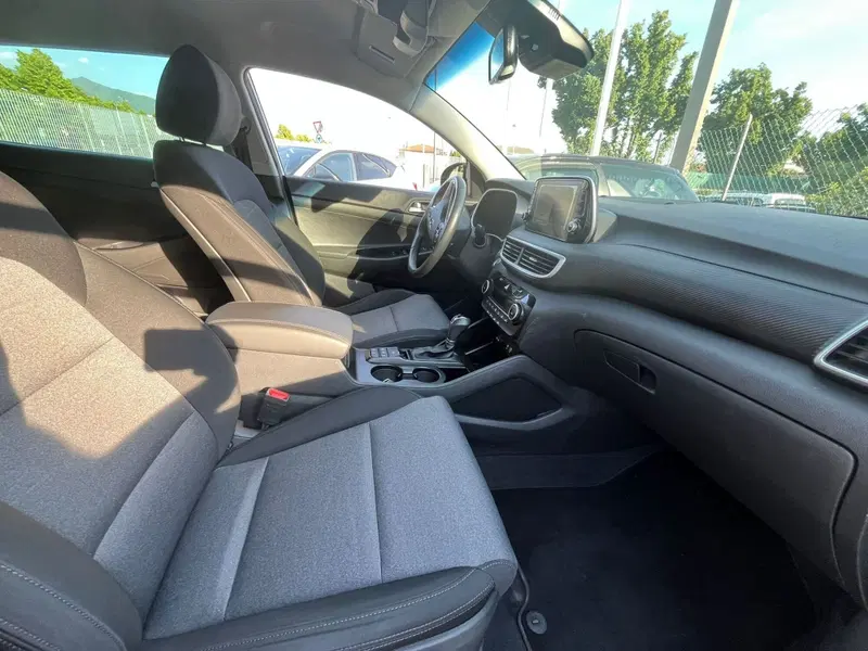 Hyundai Tucson usata a Massa-Carrara (6)