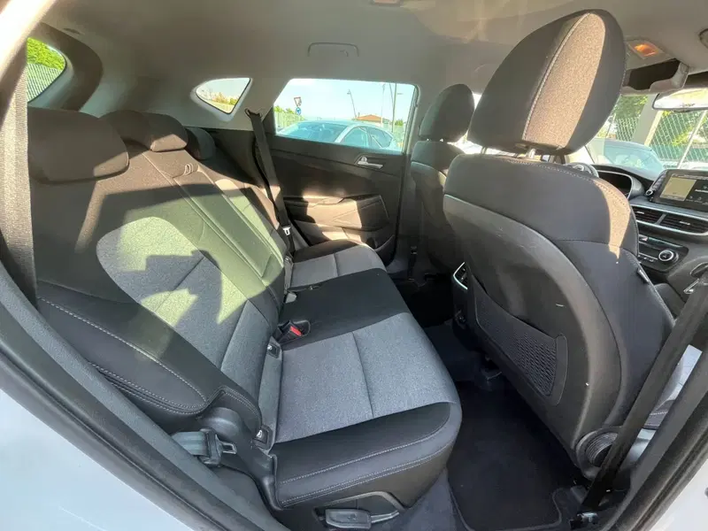 Hyundai Tucson usata a Massa-Carrara (9)