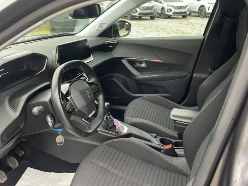 Peugeot 2008 usata a Foggia (9)