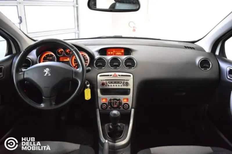 Peugeot 308 usata a Perugia (10)